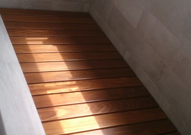 Afrimosa shower floor